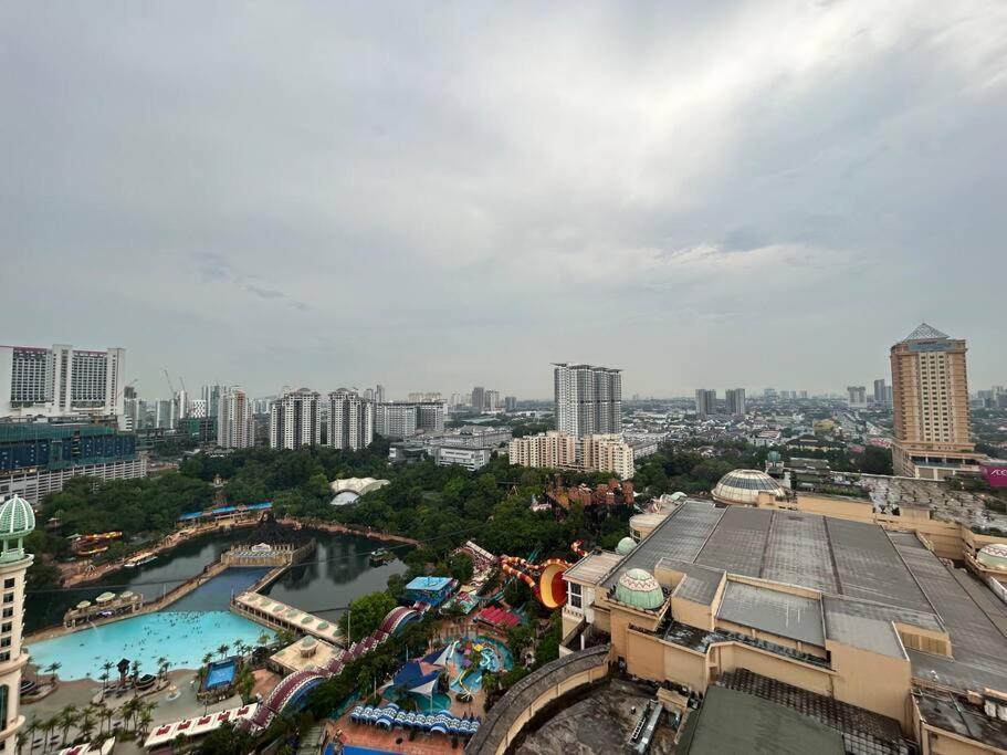 New-Sunwaylagoonfamilysuite-Highest Floor-2-4Pax-Netflix-Balcony-Superfastinternet Petaling Jaya Eksteriør billede